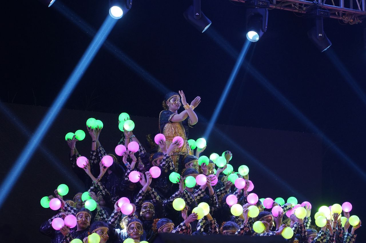 Advanced technological support for seamless events at Roadies Rostel ARC Resort near Ahmedabad